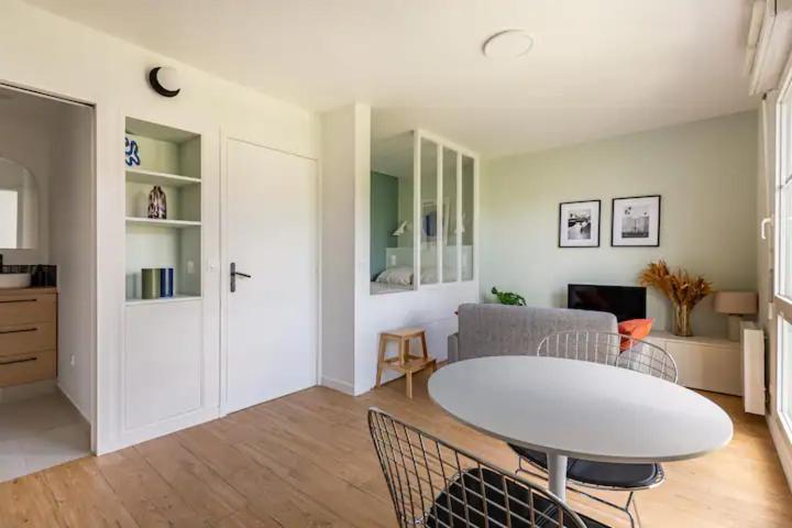 Charmant Appartement Calme Proche De Paris Saint-Denis  Exteriör bild